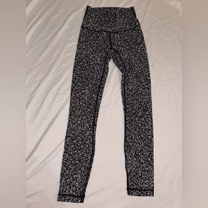 Lululemon size zero like new floral long leggings